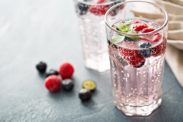 Cколько воды нужно пить летом для похудения и здоровья